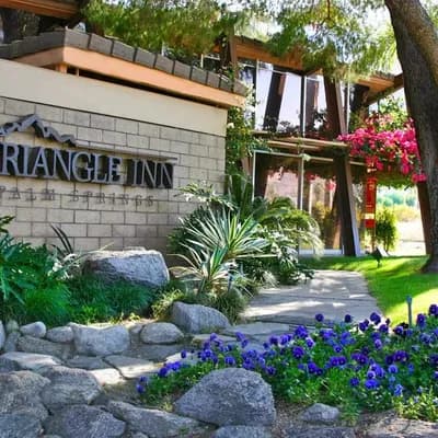 Triangle Inn