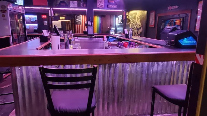 Hank's Bar