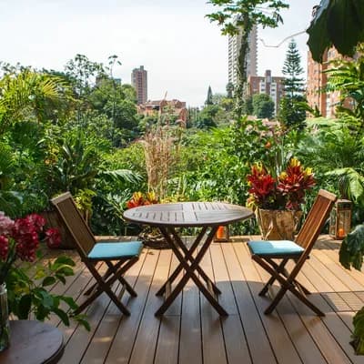 Patio del Mundo