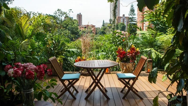 Patio del Mundo