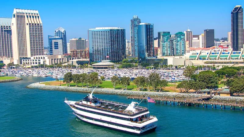 Flagship Cruises & Events