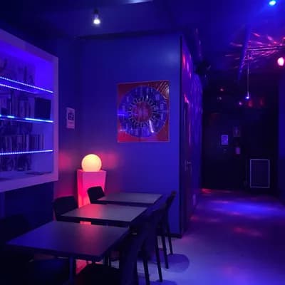 011 Sauna Club
