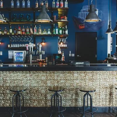 Redline - Food & Bar
