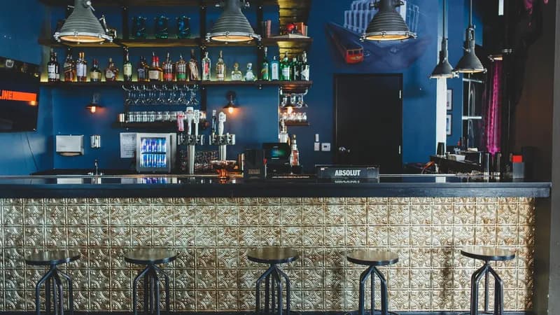 Redline - Food & Bar