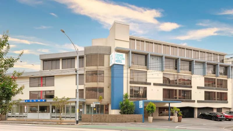 Cosmopolitan Hotel and Apartments