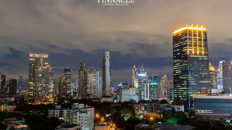 Pinnacle Lumpinee Park Hotel
