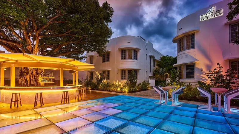 Axel Beach Miami · South Beach