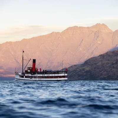 TSS Earnslaw - RealNZ