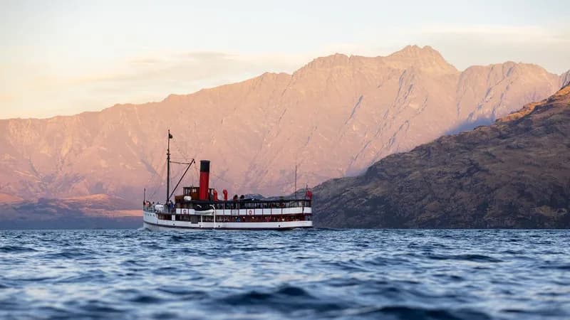 TSS Earnslaw - RealNZ