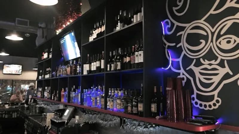 Punky's Bar and Grill