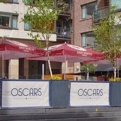 Oscars Café Bar