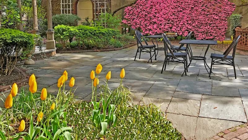 Morris House Hotel