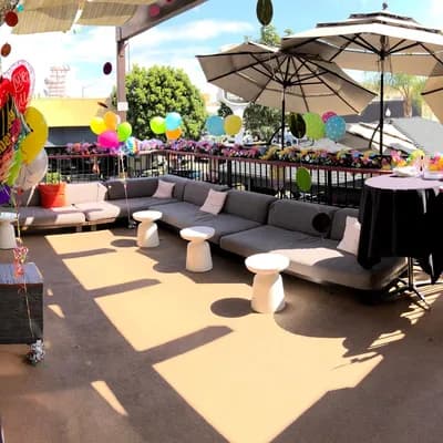 Urban MO's Bar & Grill