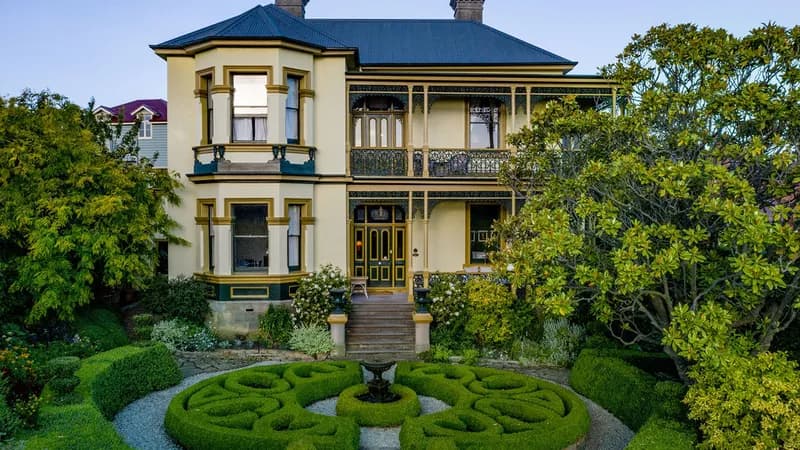 The Corinda Collection