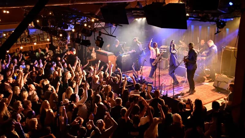 Belly Up Tavern