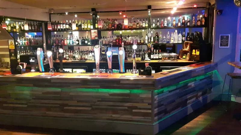 FunkyFish Bar