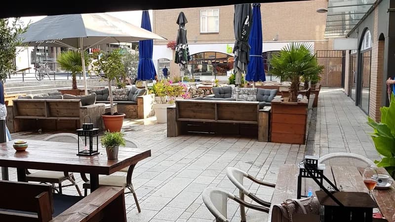 Bar Food Cafe Den Enghel