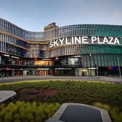 Skyline Plaza