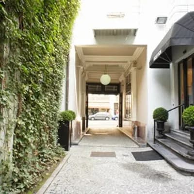 Hôtel La Légende