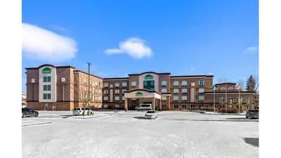 Wingate by Wyndham Calgary South