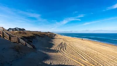 LGBTIQ+-Urlaub am Meer: Outer Banks verbinden Natur und Geschichte