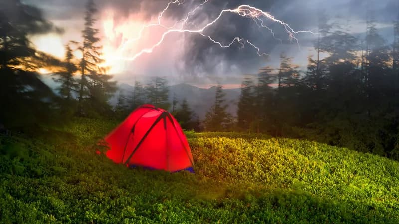 Tormentas eléctricas en campings: expertos advierten sobre el peligro de muerte