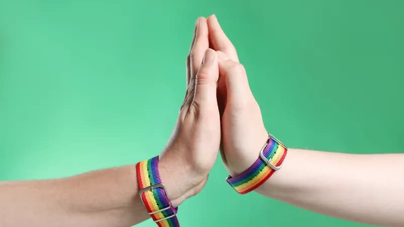 Evento de citas queer en Kansas City lanza edición de piscina
