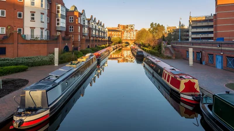 Birmingham eröffnet neues LGBTIQ+-Zentrum