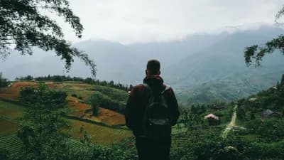Vietnam becomes a destination for more solo travelers